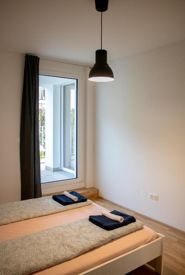 Flat2Go Modern Apartments - Harmony Of City And Nature เวียนนา ภายนอก รูปภาพ